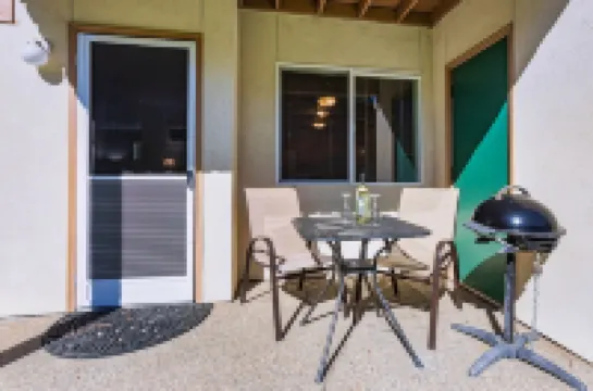 Alpine Escape (2 Bed/2 Bath)