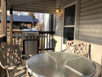 Jefferson House near the Square, Cozy & Clean, Close to Everything!