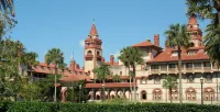 Updated, Affordable, Beachy 2BR Retreat, 2 Pools, Walk To Beach!