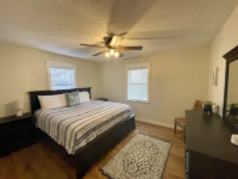 5 Bedroom Norris Lake Home with Covered Boat Slip at Sugar Hollow Marina