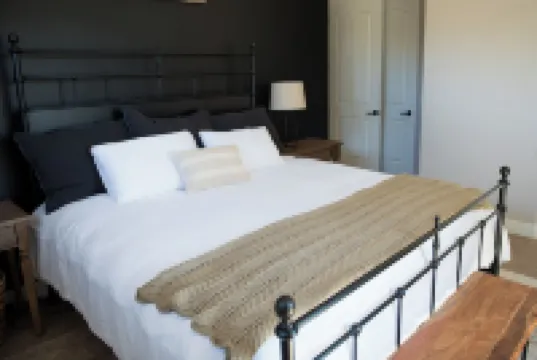 Custom 4bd Mountain & Golf Retreat, Sleeps 8,A/C, Close to All Key Attractions