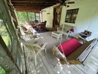 Perfect Bourbon Trail Couple Getaway