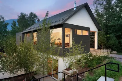 5MM Aspen New Construction Residence in Town by Aspen Vacation Rentals® Hotel in zona Aspen Highlands Lodging