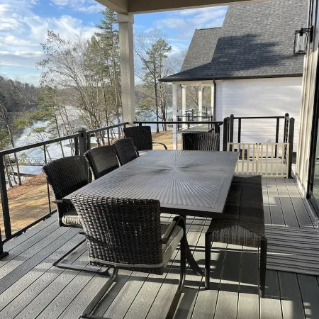 Large 5Br Home on Quiet Cove. Pets Welcome. Private Dock. 3 Fireplaces, Firepit.