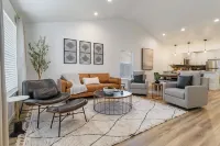 Park Place, Bastrop Beauty