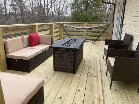 Modern Farm house in the city