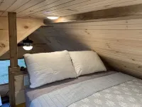 Shady Haven - Tiny Home 1 Hotels in Bellevue