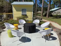 Bayfront, Water View, 5 min to Beach, Fenced-in Yard, Fire Pit, Pet Friendly