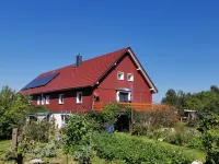 Moderne Ferienwohnung mit Großem Außenbereich, Familien- und Haustierfreundlich Hotele w: Struppen