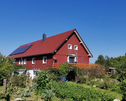 Moderne Ferienwohnung mit Großem Außenbereich, Familien- und Haustierfreundlich Hotels in Struppen