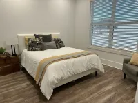 Modern 2 Bedroom Condo steps away from Downtown Dalton Các khách sạn gần Dalton State College