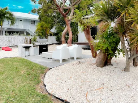 Serenity at Coco Plum's Hidden Waterfront Hideaway, Marathon