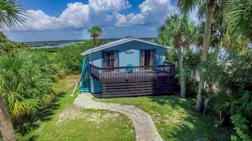 WELCOME TO  A PARADISE GETAWAY IN WEEKI WACHEE FLORIDA