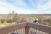 Explore natures retreat with amazing views of Lake Tulloch and close to Yosemite