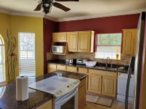 GULF COAST  LODGINGS. Hotels in Diamondhead