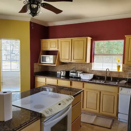 GULF COAST  LODGINGS.