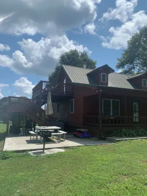 Cedar Mountain Lodge