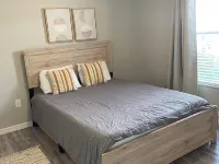 The Lux guesthouse is your home away from home! Hotels in Ruskin