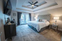 Luxury Lodge Style at Jackson Lake w/ hot tub-game room-deck- firepit