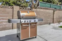 New Cheerful Stylish Villa - Pool, Spa, Mini Golf, Fire pit, Walk to Disneyland