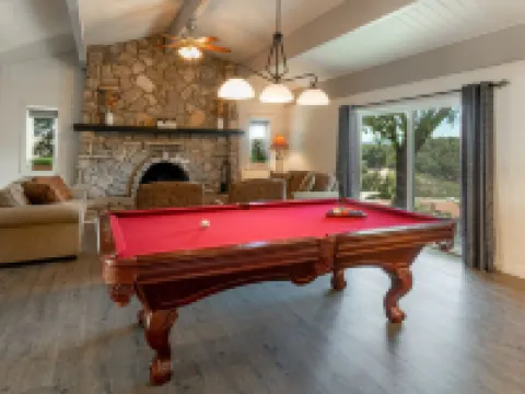 Lone Madrone Winery Guest House Hoteles en Templeton