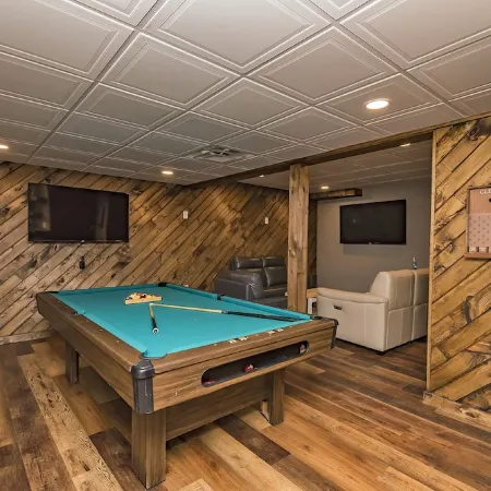 4Bedrooms+BonusRoom,Firepit Hottub Linens  Casino Golf Camelback!