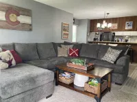 Great family friendly 2 Bedroom, 2 bath Condo with Club MeadowRidge Access