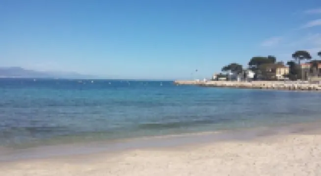 Riviera at its Best: Elegant and Exceptional 5-Star-Rated 1BR w/ Beachfront+Pool