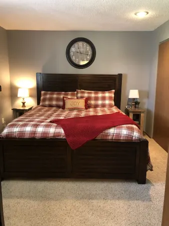 Great family friendly 2 Bedroom, 2 bath Condo with Club MeadowRidge Access