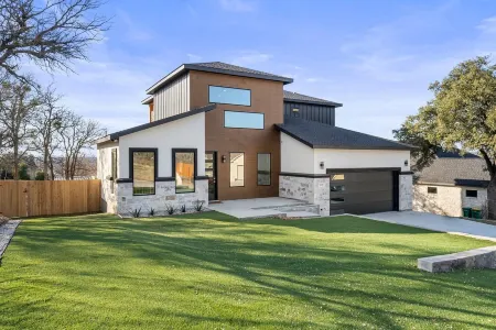 *Basketball,Pickleball, Hot Tub & Space Vibes. Aliens Await! Отели в г. Марбл Фолс