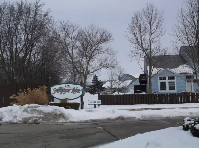 lake front 2 br condo close to bsu Hotels near Ball State University