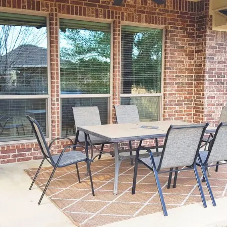 QUIET & SPACIOUS - Amiable Modern Home - Belton Oaks