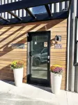 One block to Moab shops and restaurants closest condos to downtown