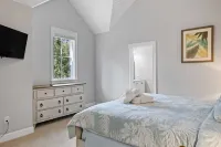 Southern Bliss on HHI: 10 Bedroom-Pool/Elevator/Palmetto Dunes Resort