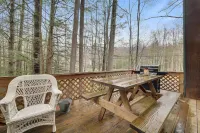 Beautiful Fall Foliage & Winter Ski Specials Available! Book Now!