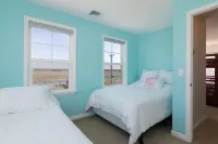 New Madison beach house - Ocean front- Great views- booking Summer 2025 Hotels near West Wharf