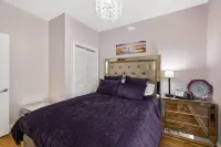 Sale! 5Star Reviews Luxury2 Bedroom House Pool, Steps from Ocean/Beach, Sleeps 4 - 4-Star