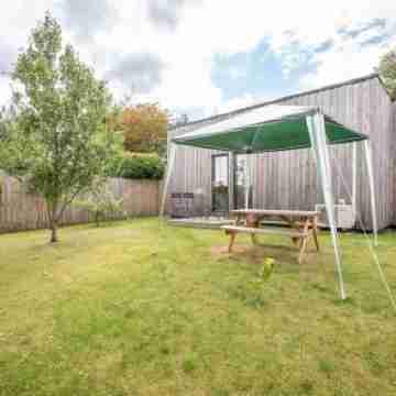 The Hepburn Garden House Hotel Exterior