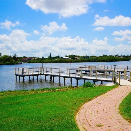 #1 Siesta Key Beach -Super Clean -2 Level Townhouse -2Br/2.5 Bth- 5 Star- 1400sf
