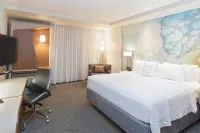 Courtyard Houston City Place Отели в г. Спринг