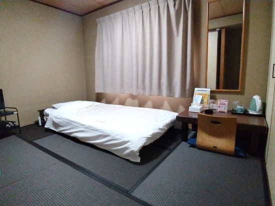 Sasebo Terminal Hotel