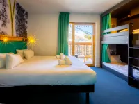 The People - les 2 Alpes Hotels in Isere