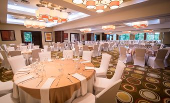 Summit Rainforest & Golf Resort