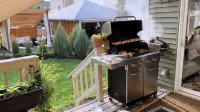 Prairie Graceland - Short Term Rental in Lincoln's Historic East Campus District 메도레인 쇼핑센터 주변 호텔