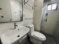 Trendy Studio with Bunk Bed - Condos