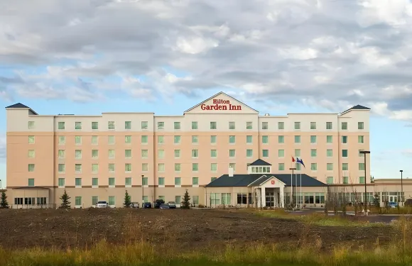 埃德蒙頓國際機場希爾頓花園酒店