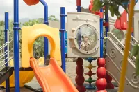 The Wujil Resort & Conventions - familiares