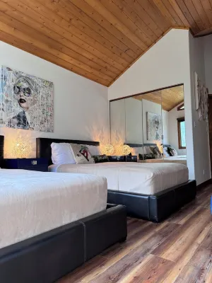 Ski in/Ski out Luxury Penthouse Condo, Hot Tub,  Walk to Village in Beaver Creek - Aamiainen