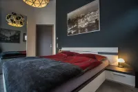 Modern & TOP-equipped apartment (up to 6 pers + Netflix + bicycle garage