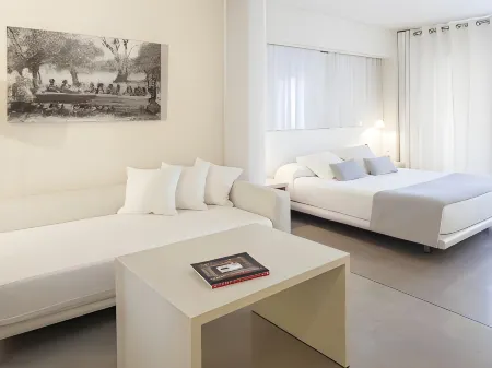 Pacha Hotel